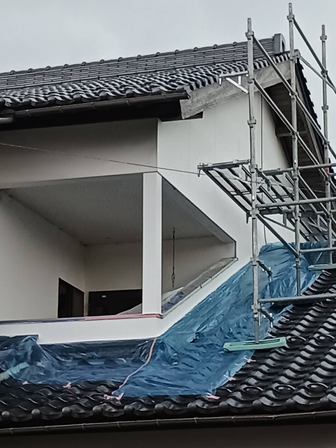 シーラー・中塗り・上塗りの様子2